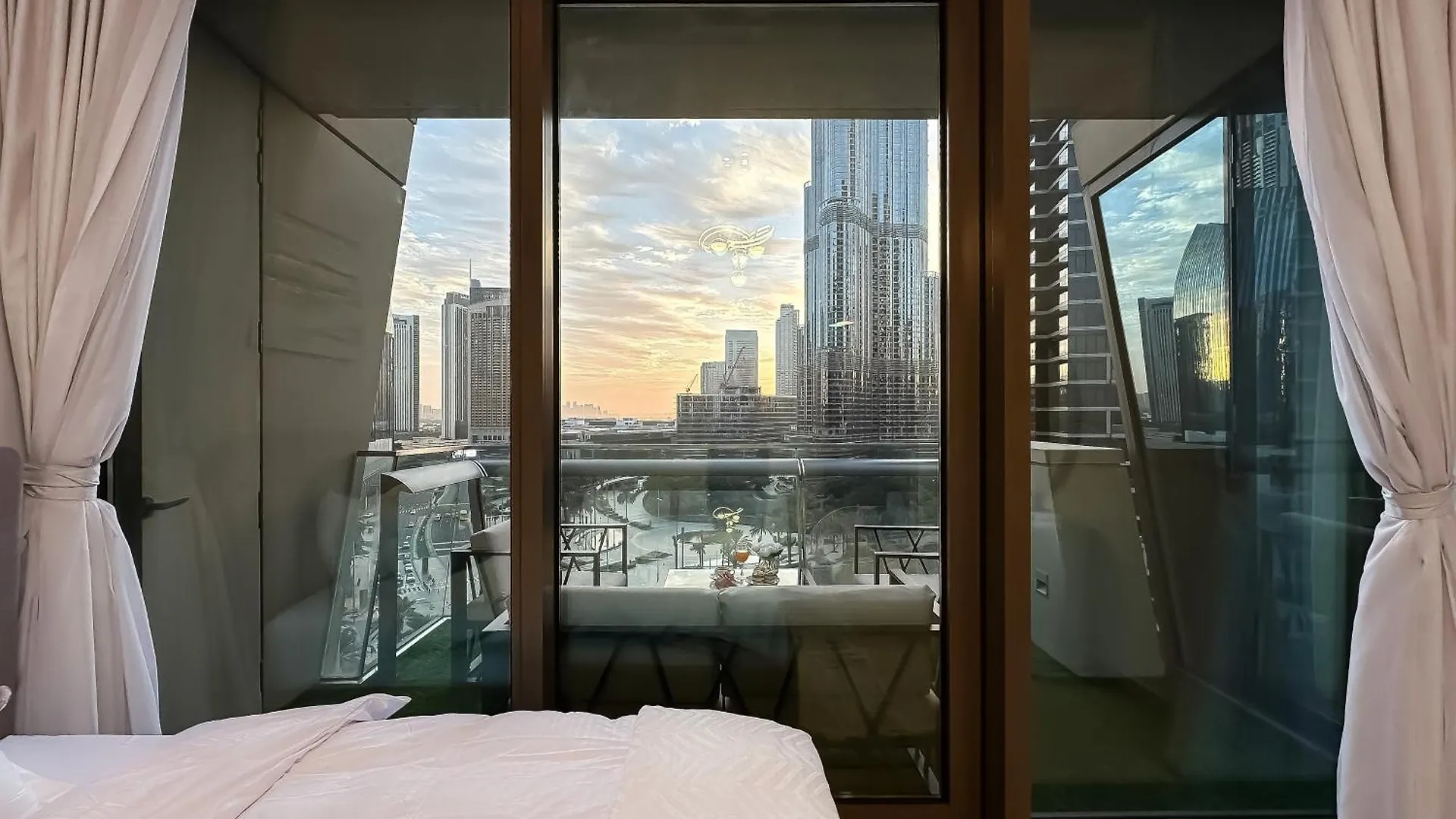 Urban Luxury 2Br With Spectacular Burj Khalifa View Apartment Dubai United Arab Emirates